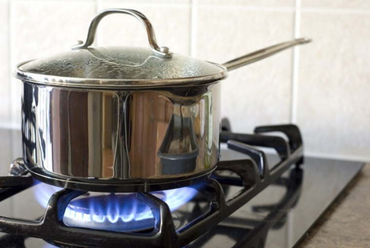 Mẹo hữu ích giúp tiết kiệm gas khi đun nấu